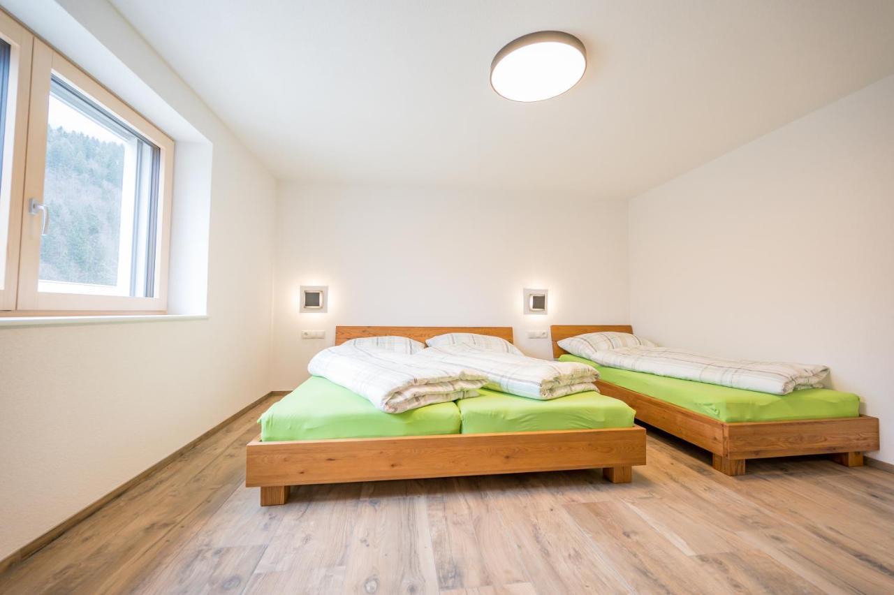 シュルンスHaus Gentliアパートメント エクステリア 写真